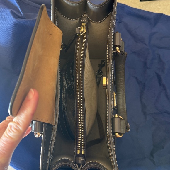 Dooney & Bourke Purse - Picture 5 of 6